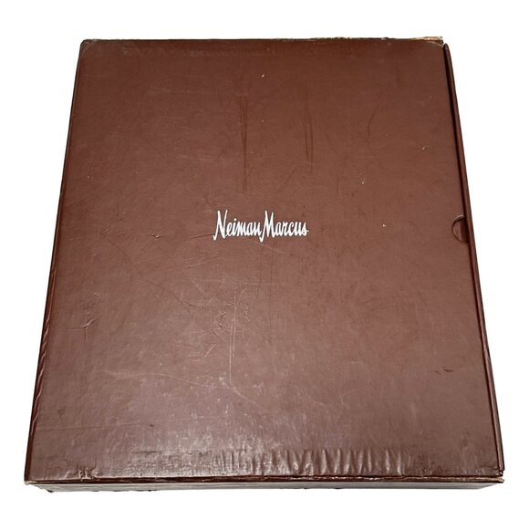 Neiman Marcus Pop-Up Book Geof Kern Melcher Media HC 2007 with Slip Case - Picture 4 of 13